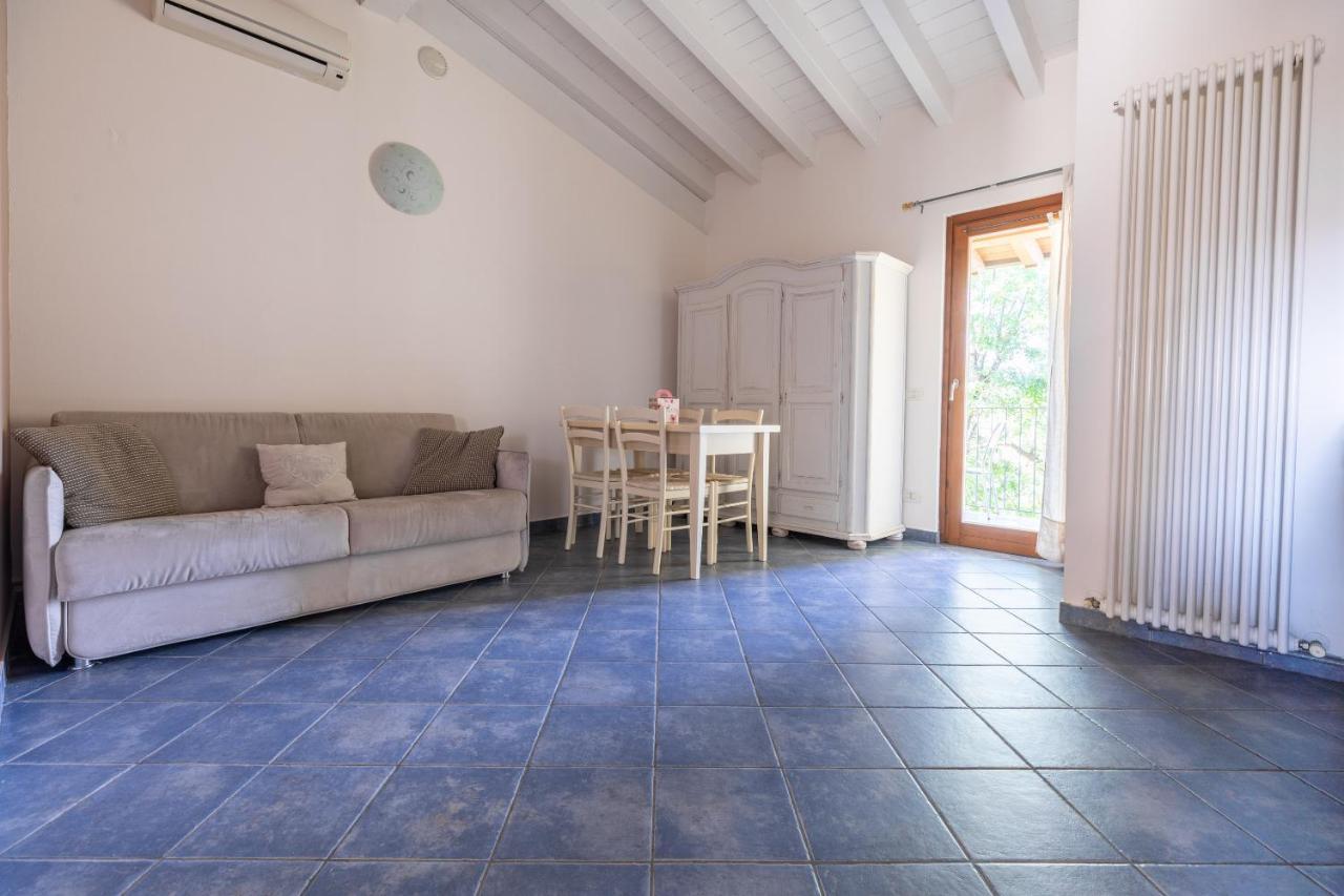 Residence Il Melograno Manerba del Garda Bagian luar foto