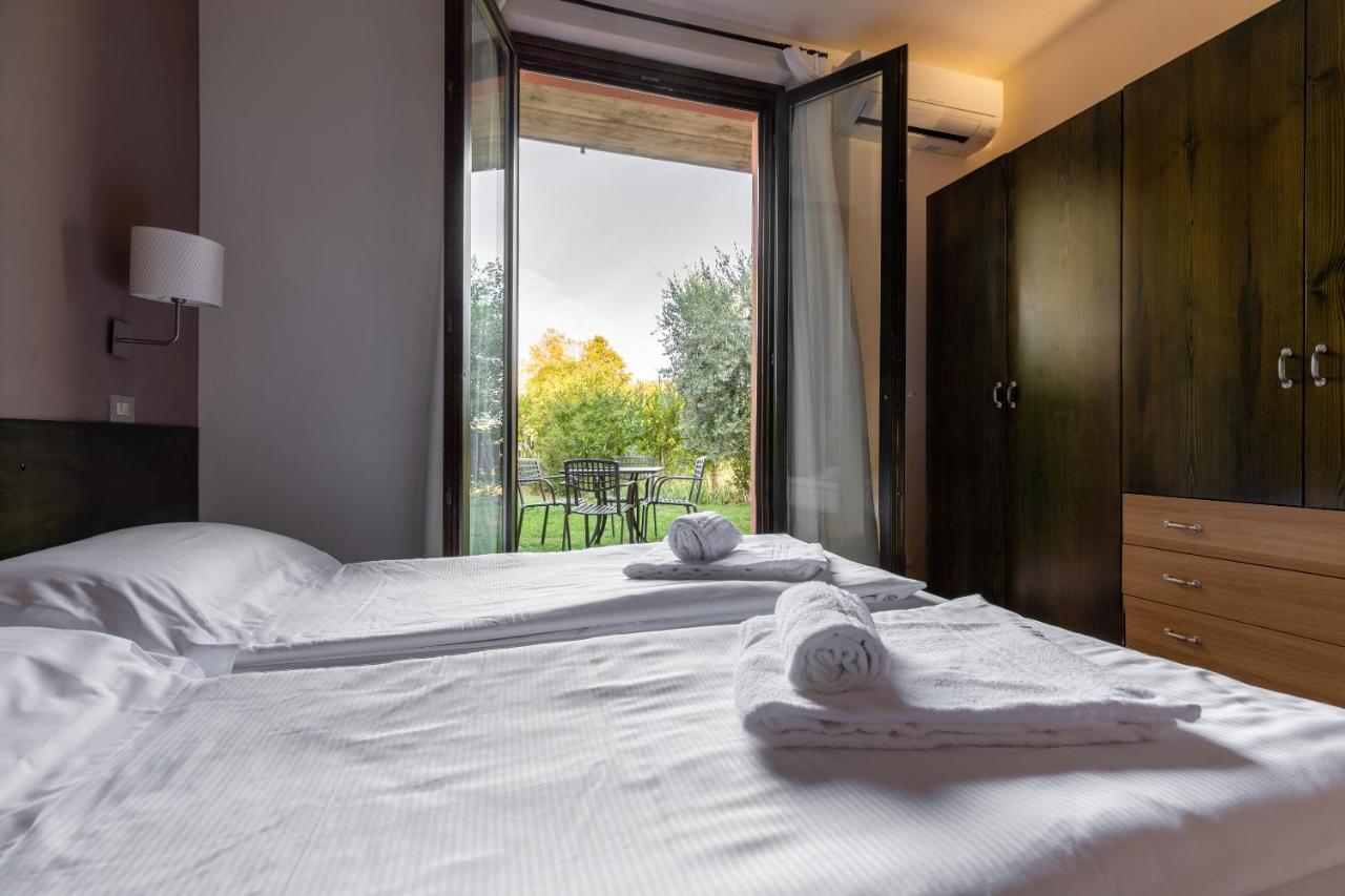 Residence Il Melograno Manerba del Garda Bagian luar foto