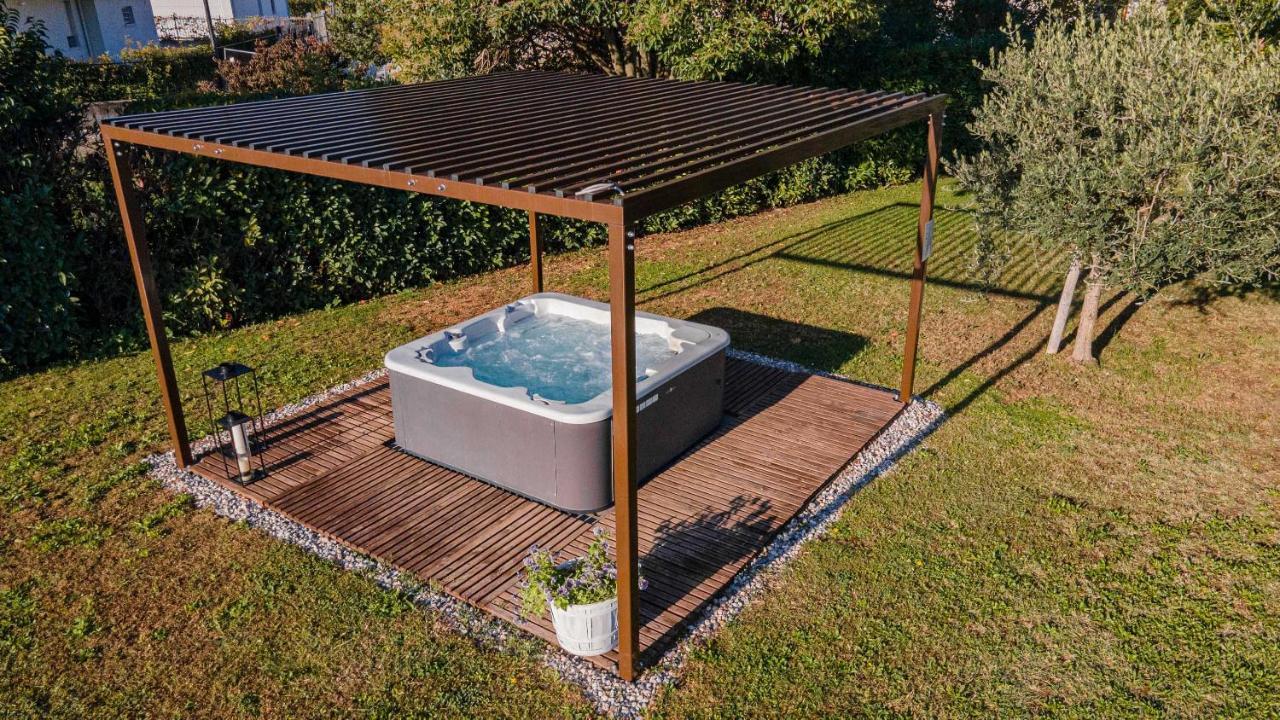 Residence Il Melograno Manerba del Garda Bagian luar foto