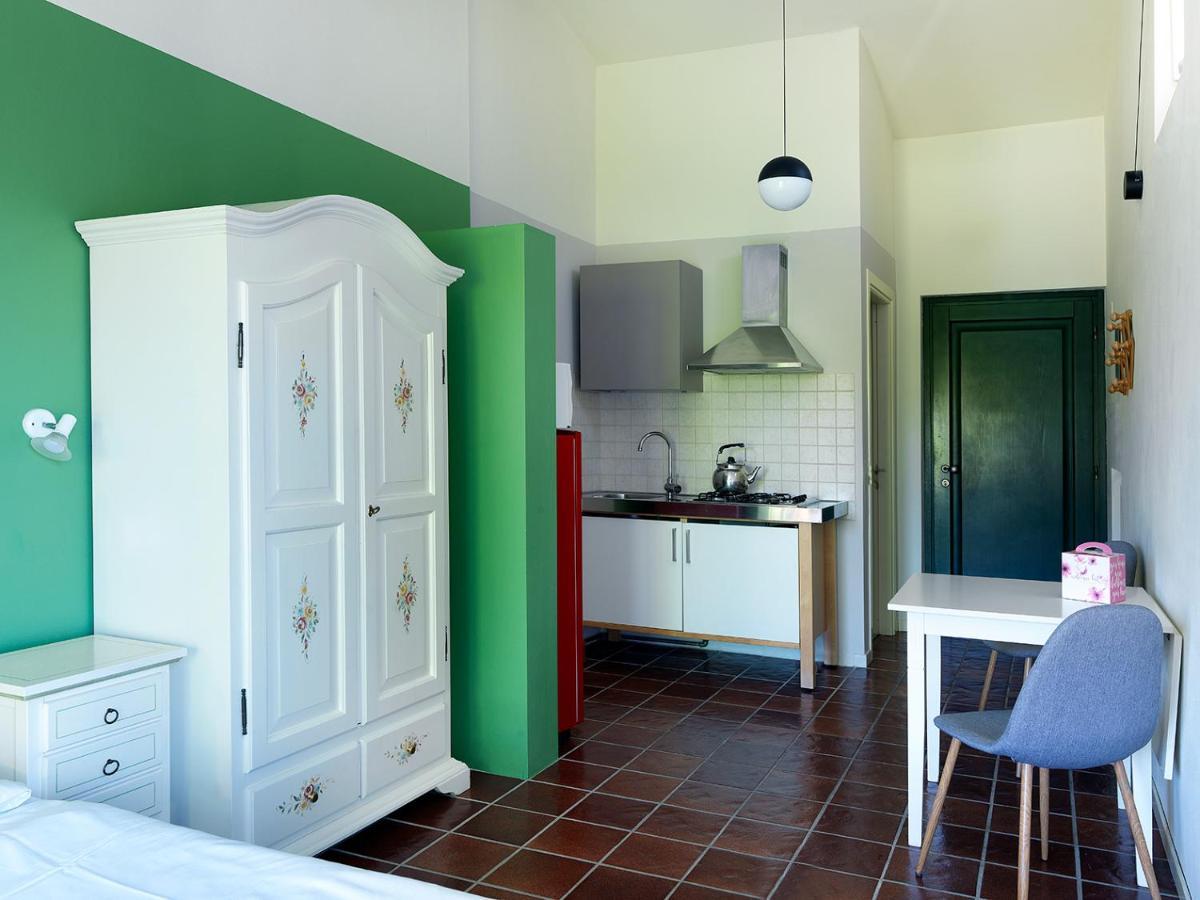 Residence Il Melograno Manerba del Garda Bagian luar foto