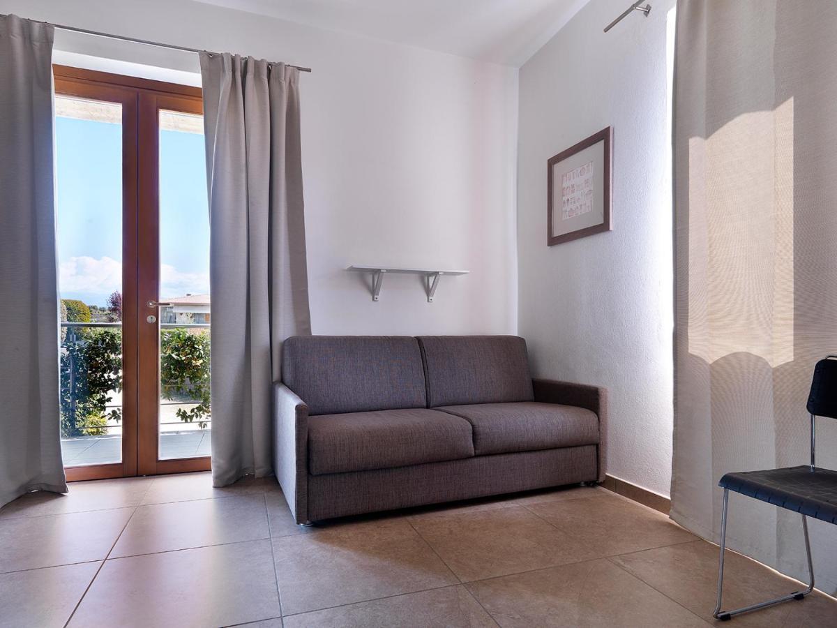 Residence Il Melograno Manerba del Garda Bagian luar foto