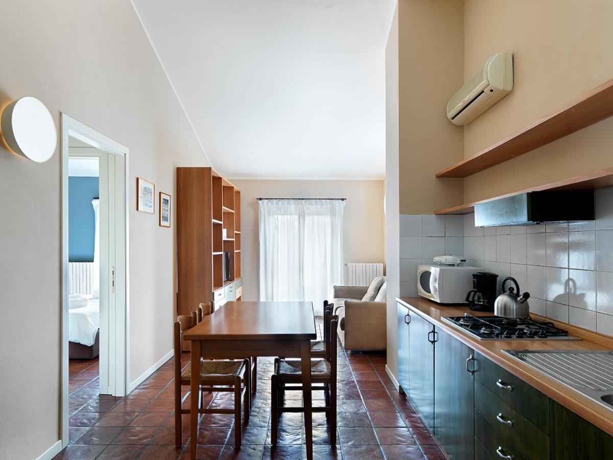 Residence Il Melograno Manerba del Garda Bagian luar foto